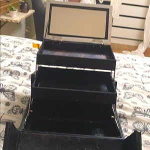 Make up box